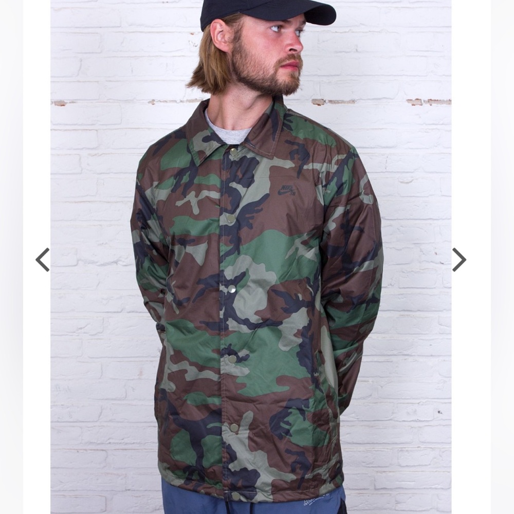 Nike SB shield jacket